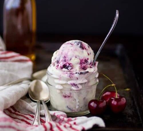 bourbon-ice-cream-with-roasted-cherries-and-chocolate-2